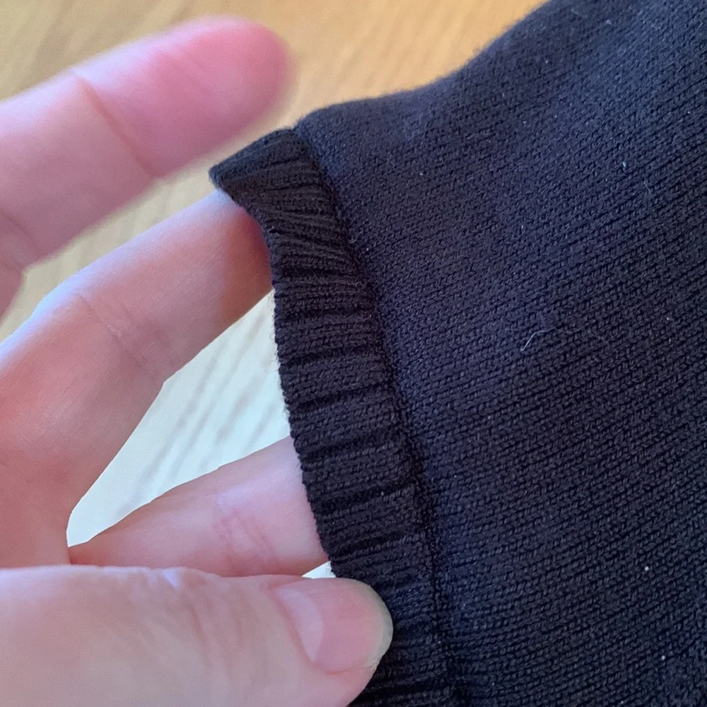 Axcess crossover v neck fitted slim ribbed thin knit black rayon nylon sweater
